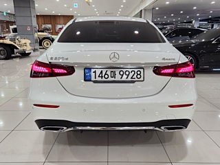 MERCEDES BENZ E-CLASS W213 2022