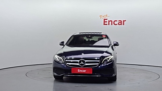 MERCEDES BENZ E-CLASS W213 2016