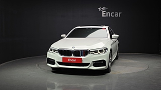BMW 5-SERIES G30 2017
