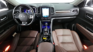 SAMSUNG QM6 2020