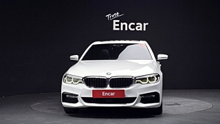 BMW 5-SERIES G30 2017