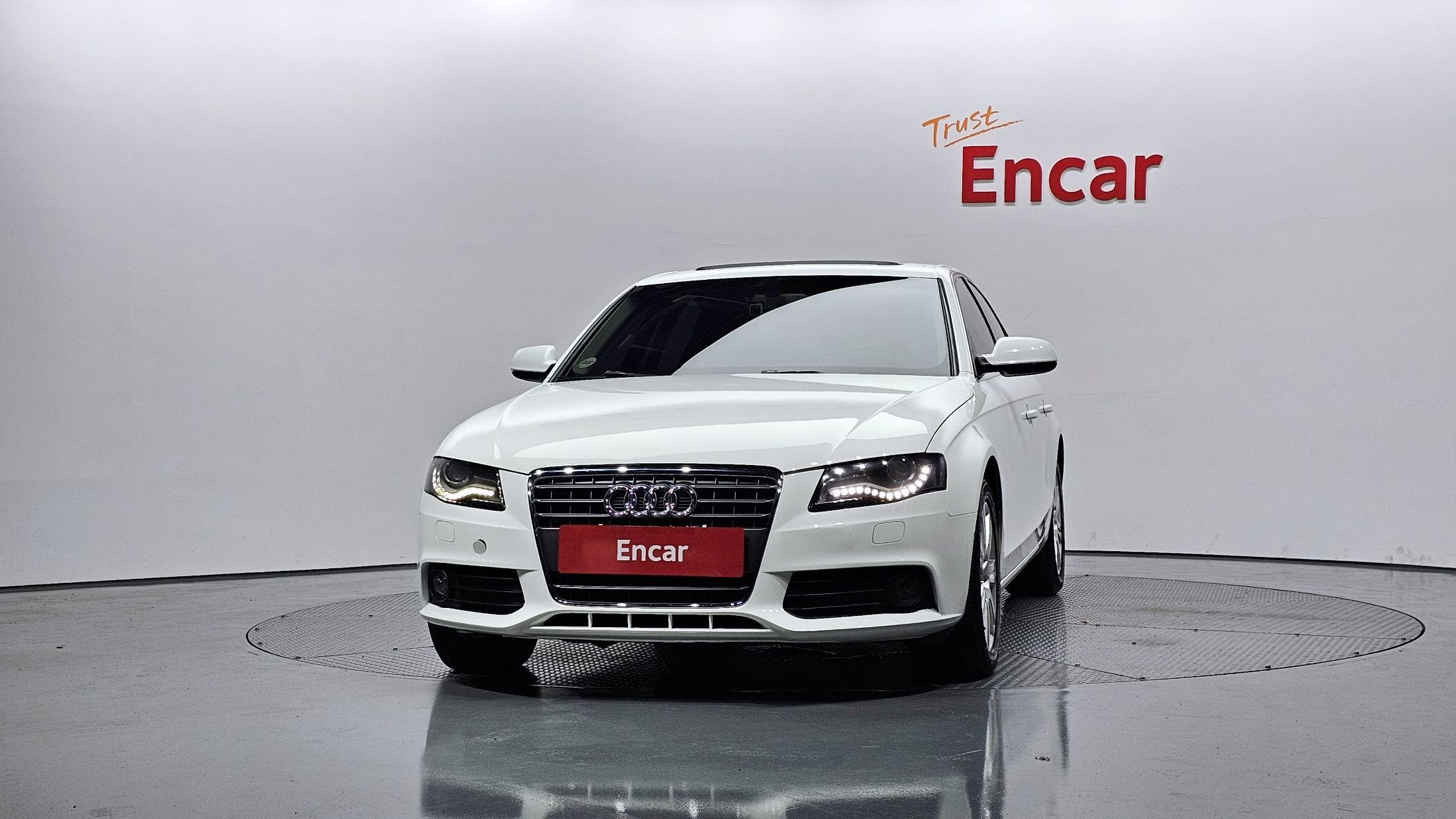 AUDI A4 2011