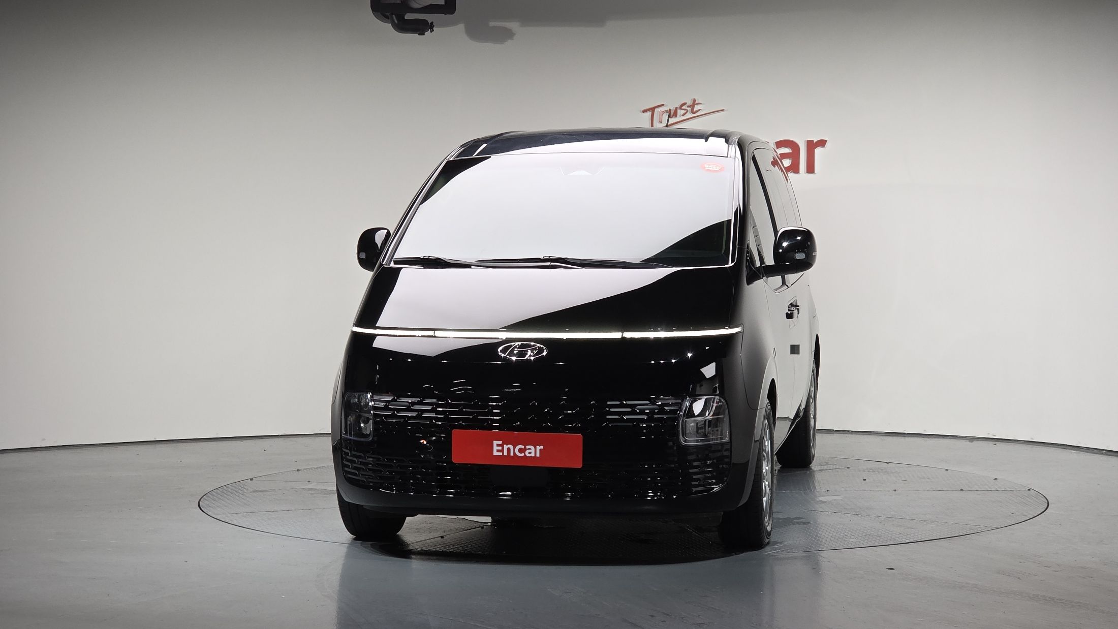 HYUNDAI STARIA 2024