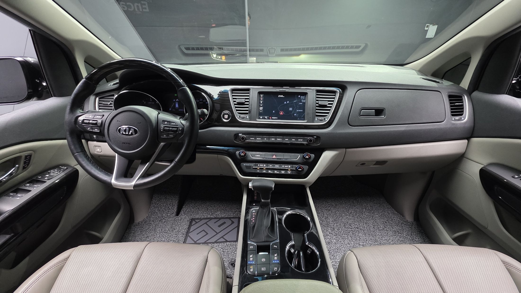 KIA CARNIVAL 2020