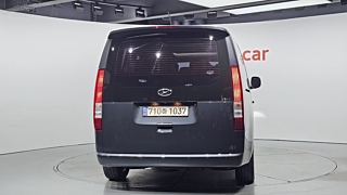 HYUNDAI STARIA 2022