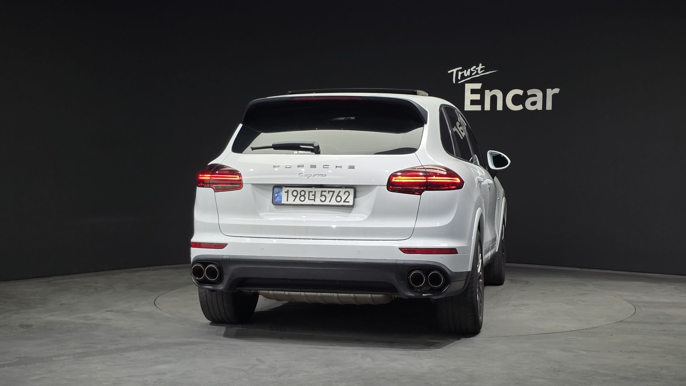 PORSCHE CAYENNE 2017