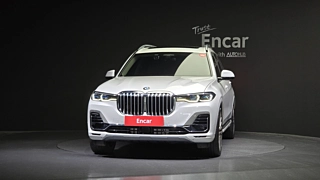 BMW X7 G07  2022