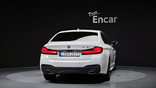 BMW 5-SERIES G30 2021