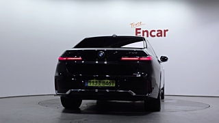 BMW 7-SERIES G70 2024