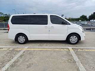 HYUNDAI STAREX GRAND 2016