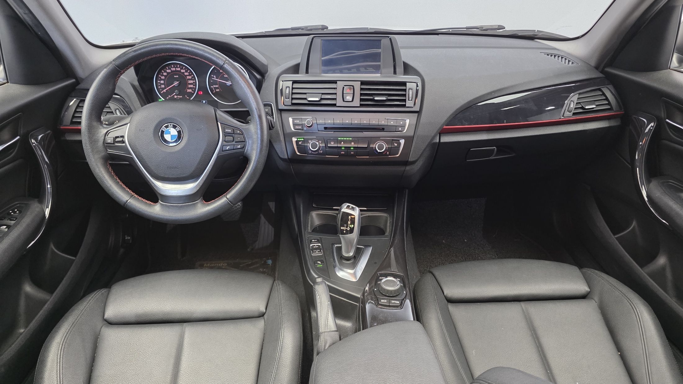 BMW 1-SERIES F20 2015