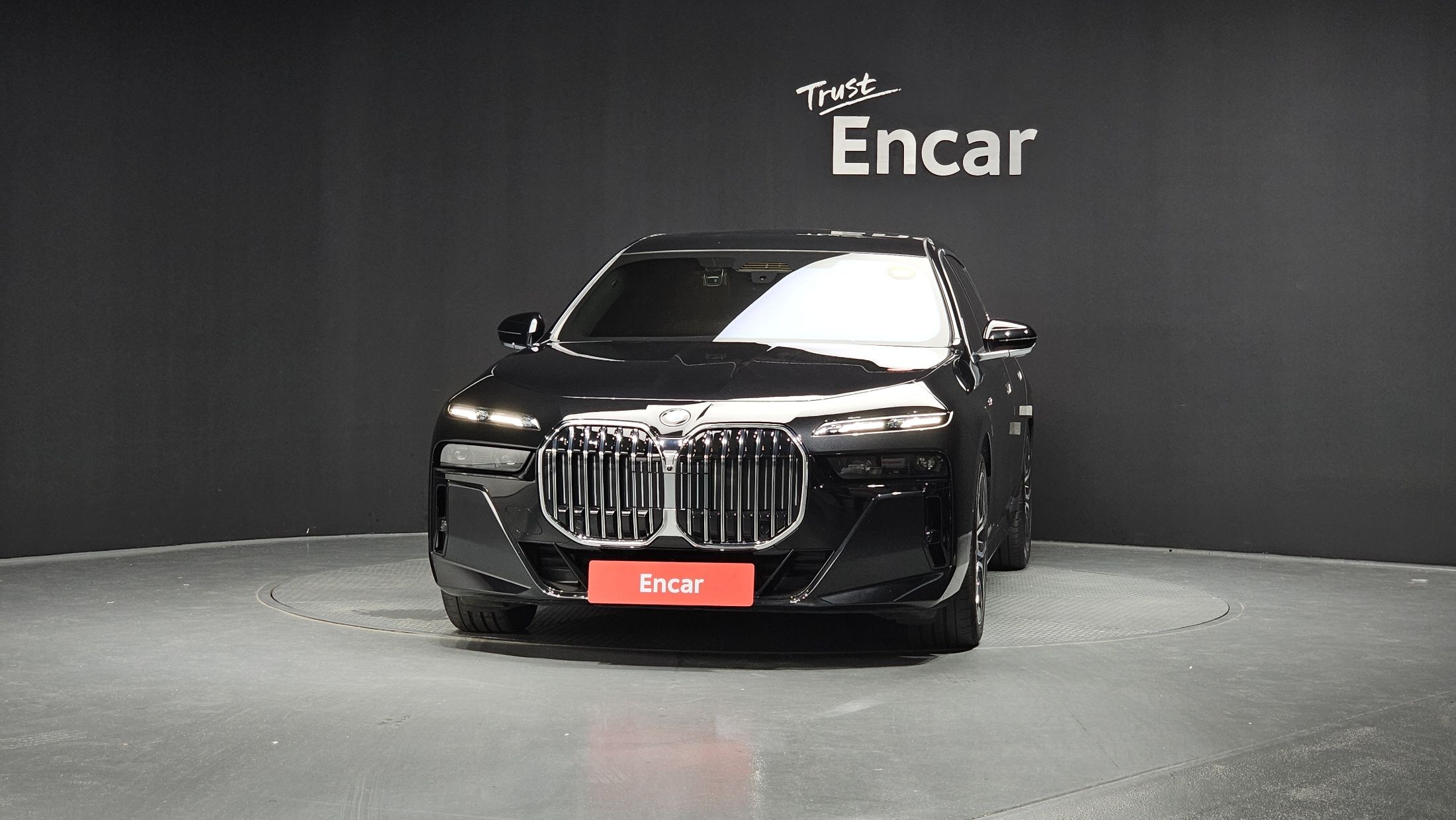 BMW 7-SERIES G70 2024