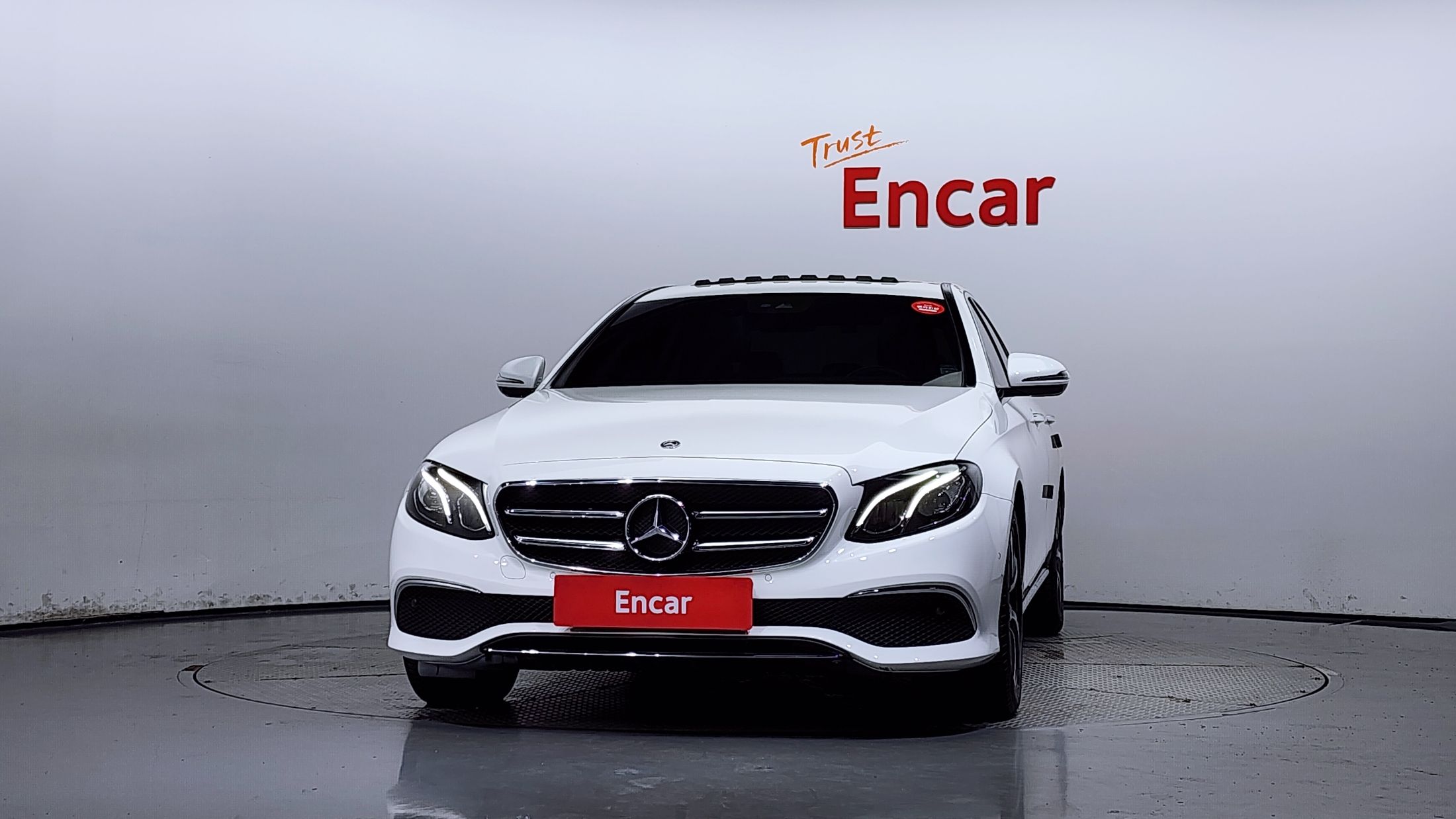 MERCEDES BENZ E-CLASS W213 2019