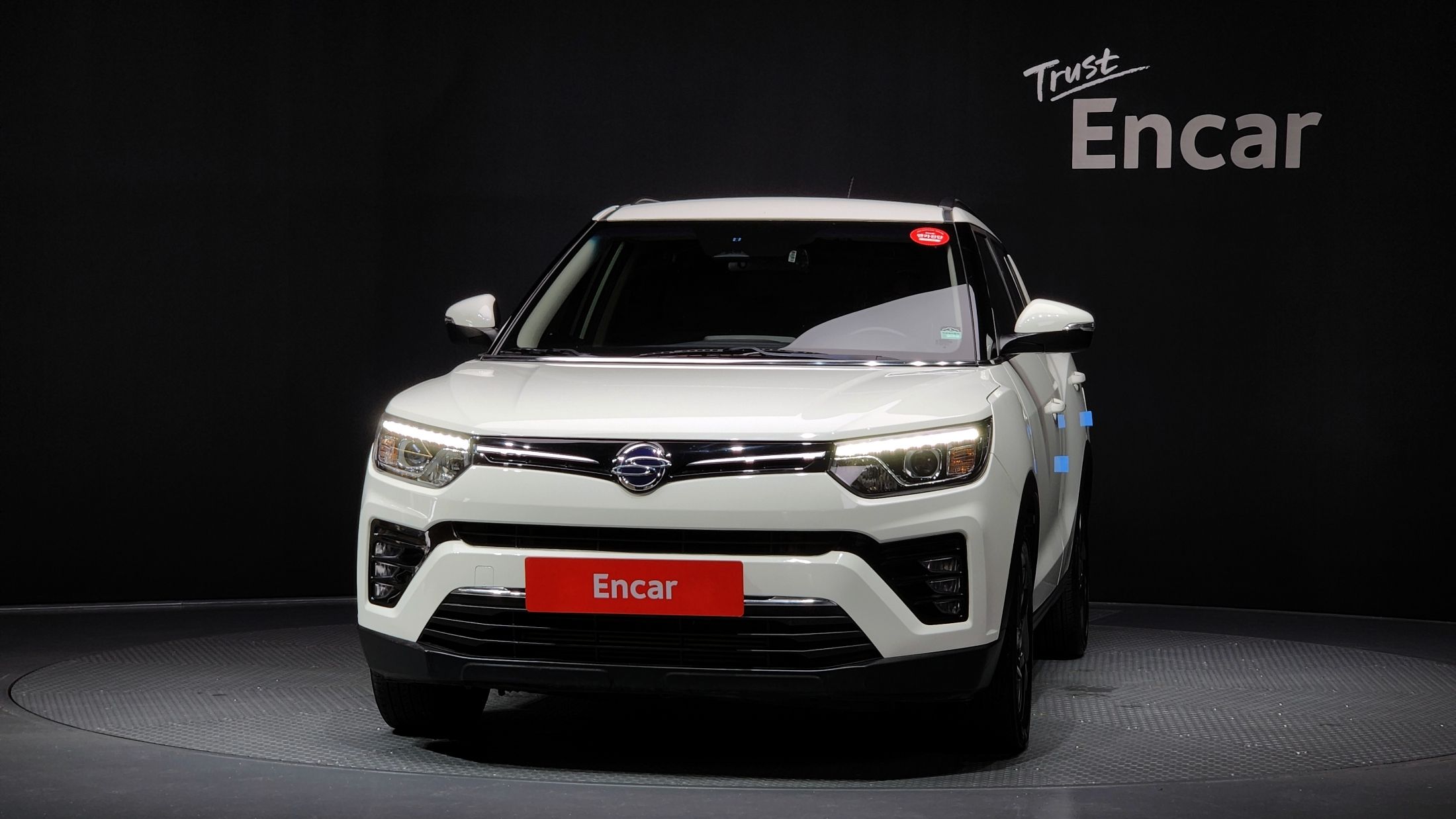 SSANGYONG TIVOLI VERY NEW 2022