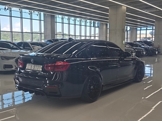 BMW M3 F80  M3 Sedan Competition 2018