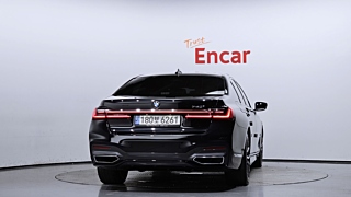 BMW 7-SERIES G11 2020