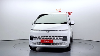 HYUNDAI STARIA 2023