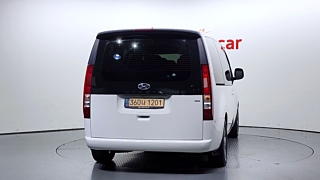 HYUNDAI STARIA 2023