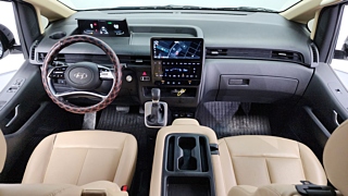 HYUNDAI STARIA 2023