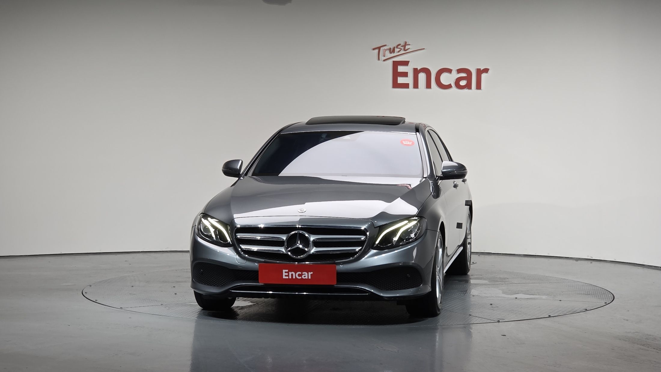 MERCEDES BENZ E-CLASS W213 2018
