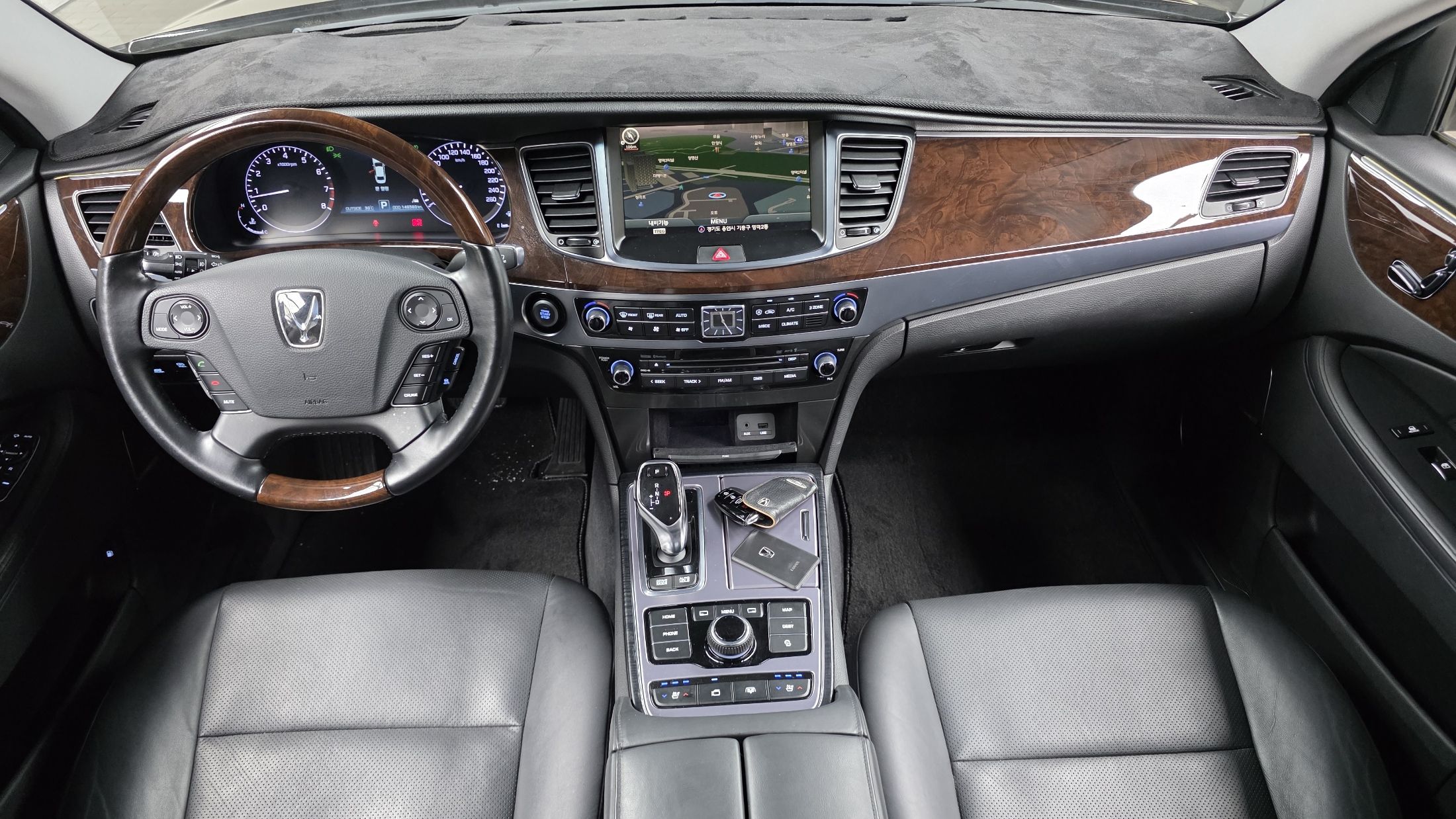 HYUNDAI EQUUS NEW 2014