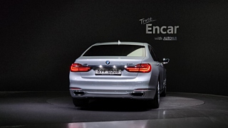 BMW 7-SERIES G11 2016