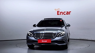 MERCEDES BENZ E-CLASS W213 2017