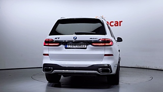 BMW X7 G07 2024