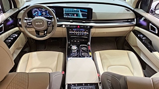 KIA CARNIVAL 2023