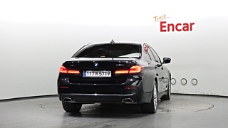 BMW 5-SERIES G30 2023