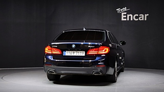 BMW 5-SERIES G30 2018