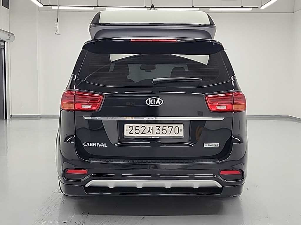 KIA CARNIVAL 2020