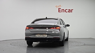 HYUNDAI AVANTE HYBRID CN7  Modern 2021