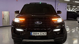 FORD EXPLORER 2023