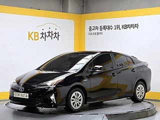 TOYOTA PRIUS  4 GENERATION 1.8 E 2018
