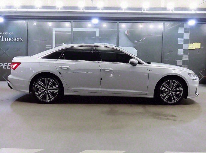 AUDI A6 C8 2022