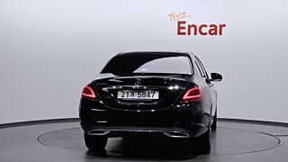 MERCEDES BENZ C-CLASS W205 2019