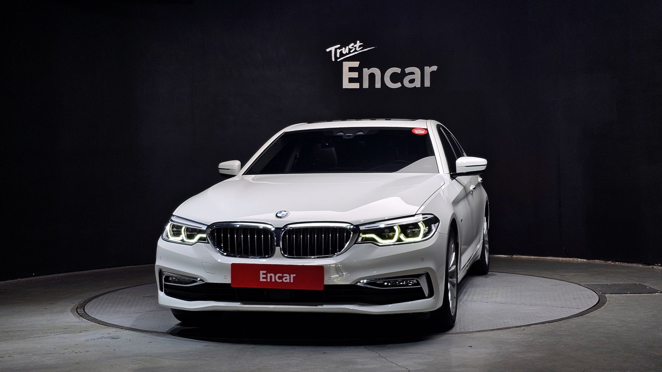 BMW 5-SERIES G30 2018