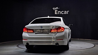 BMW 5-SERIES G30 2018