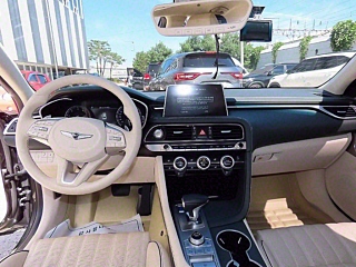 GENESIS G70 2019