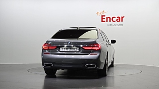 BMW 7-SERIES G11 2017
