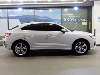 AUDI Q3 F3 2020