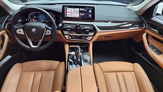 BMW 5-SERIES G30 2022