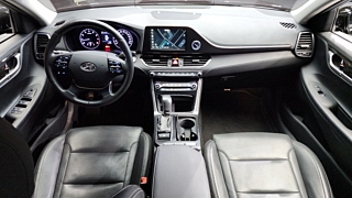 HYUNDAI GRANDEUR IG 2017