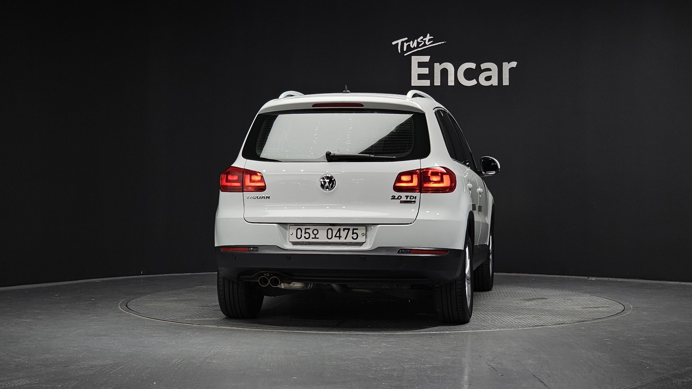 VOLKSWAGEN TIGUAN 2016