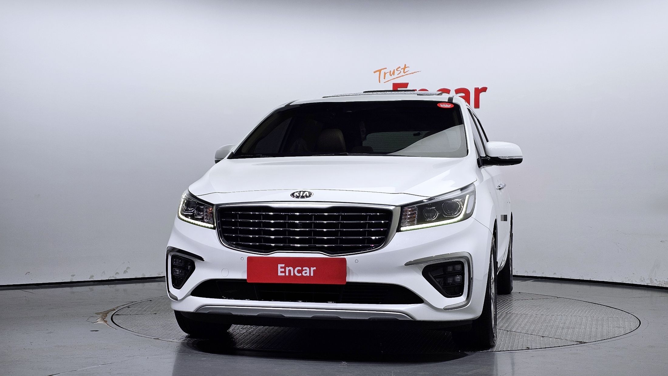 KIA CARNIVAL 2018