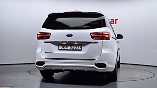 KIA CARNIVAL 2018