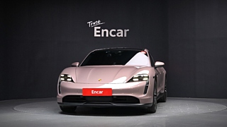 PORSCHE TAYCAN 2022