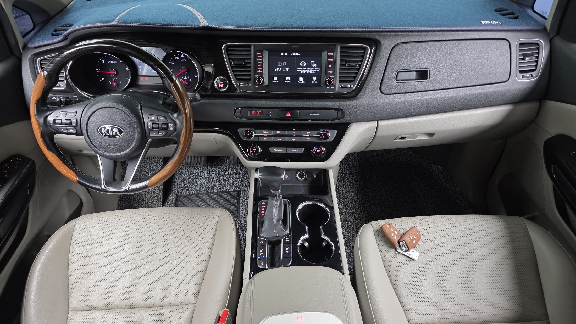 KIA CARNIVAL 2019