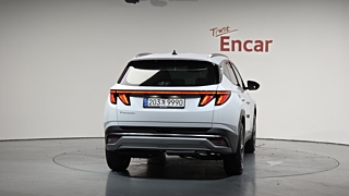 HYUNDAI TUCSON NX4 2024